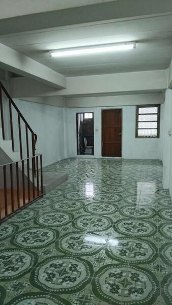 For Rent - ให้เช่า อาคารพาณิชย์ 4.5 ชั้น ถนนเจริญกรุง 107 แยก 28 (ซอยประดู่ 1) บางคอแหลม ทำเลดี, Bangkok