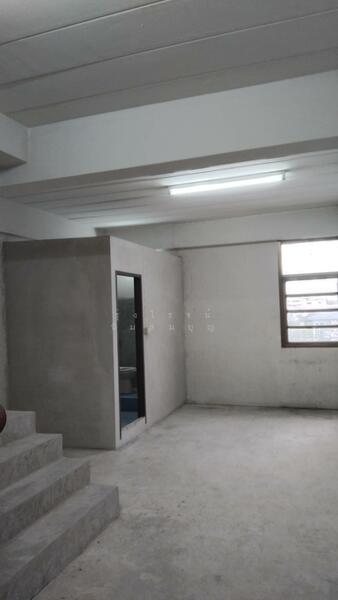 For Rent - ให้เช่า อาคารพาณิชย์ 4.5 ชั้น ถนนเจริญกรุง 107 แยก 28 (ซอยประดู่ 1) บางคอแหลม ทำเลดี, Bangkok