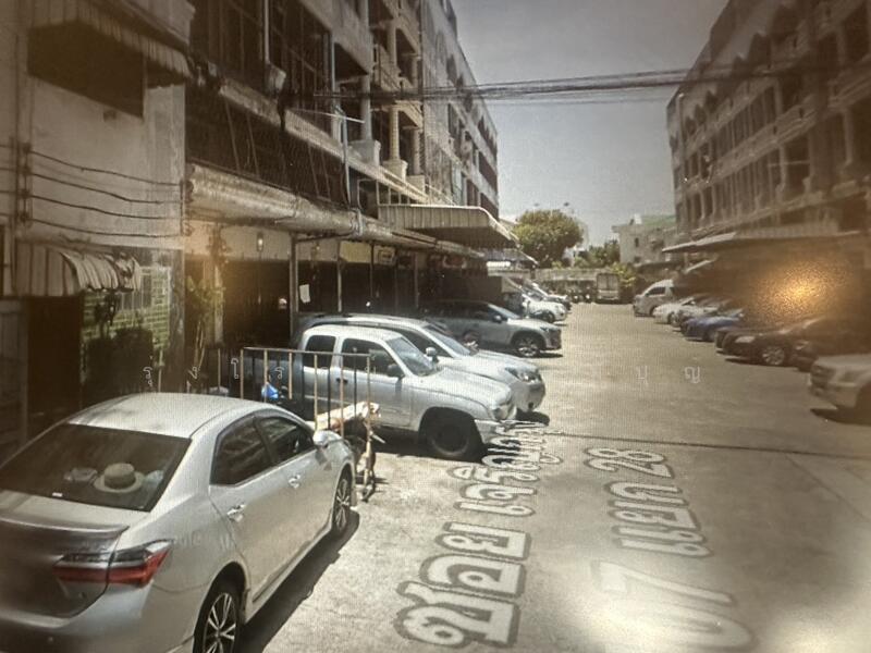 For Rent - ให้เช่า อาคารพาณิชย์ 4.5 ชั้น ถนนเจริญกรุง 107 แยก 28 (ซอยประดู่ 1) บางคอแหลม ทำเลดี, Bangkok