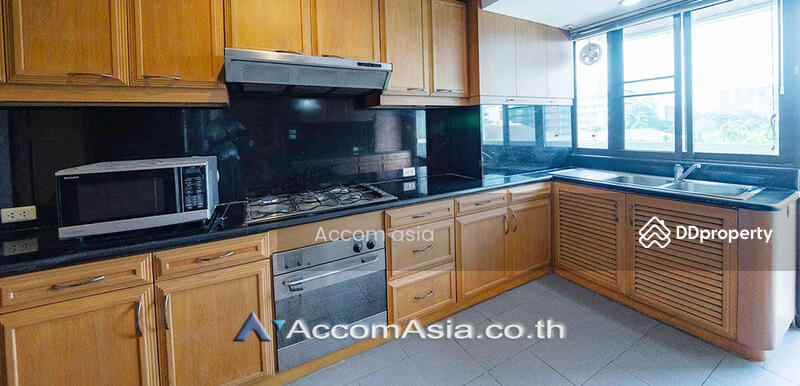 3 Bedrooms Apartment for Rent in Sukhumvit, Bangkok near BTS Thong Lo at Comfortable for living, Bangkok, Khlong Tan Nua, Watthana, Bangkok, 3 Bedrooms, 270 sqm, Apartment For Rent, by Accom Asia, 11246087 - DDproperty.com