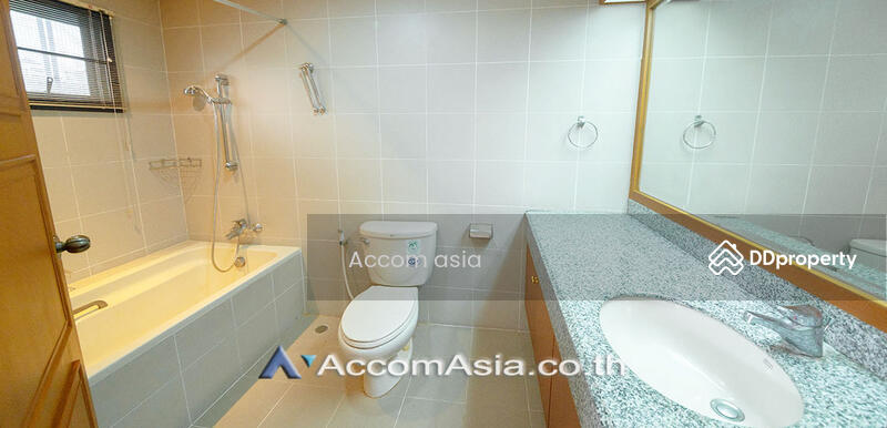 3 Bedrooms Apartment for Rent in Sukhumvit, Bangkok near BTS Thong Lo at Comfortable for living, Bangkok, Khlong Tan Nua, Watthana, Bangkok, 3 Bedrooms, 270 sqm, Apartment For Rent, by Accom Asia, 11246087 - DDproperty.com