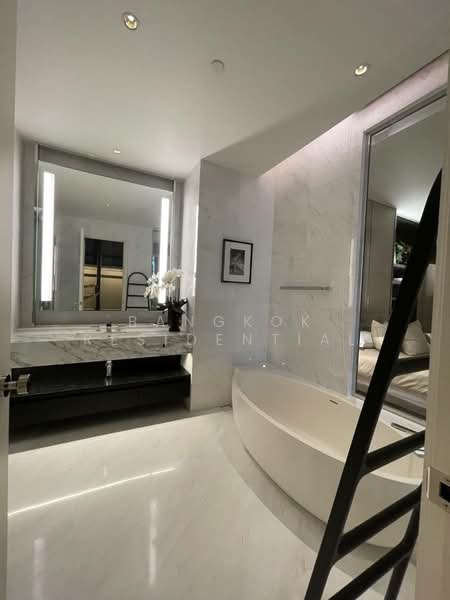 Four Seasons Private Residences : โฟร์ ซีซั่นส์ ไพรเวท เรสสิเด้นซ์, กรุงเทพ, 300 ถนนเจริญกรุง, ยานนาวา, สาทร, กรุงเทพ, 138 ตร.ม., คอนโด ให้เช่า, โดย Bangkok Residential, 11247199 - DDproperty.com