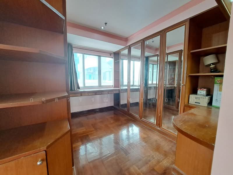 ขาย - Witthayu Complex : วิทยุ คอมเพล็กซ์, กรุงเทพ