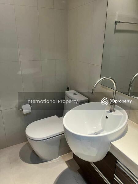 Sky Walk Residences, Bangkok, 1599 Sukhumvit Road, Phra Kanong Nua, Watthana, Bangkok, 1 Bedroom, 37 sqm, Condo For Sale, by Next Step Property, 11249224 - DDproperty.com