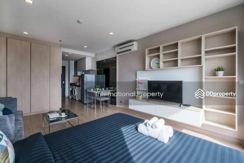 Sky Walk Residences, Bangkok, 1599 Sukhumvit Road, Phra Kanong Nua, Watthana, Bangkok, 1 Bedroom, 37 sqm, Condo For Sale, by Next Step Property, 11249224 - DDproperty.com