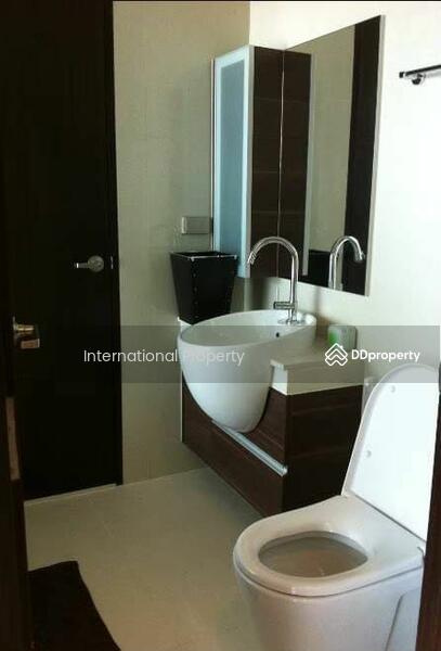 Sky Walk Residences, Bangkok, 1599 Sukhumvit Road, Phra Kanong Nua, Watthana, Bangkok, 1 Bedroom, 52 sqm, Condo For Rent, by Next Step Property, 11249312 - DDproperty.com