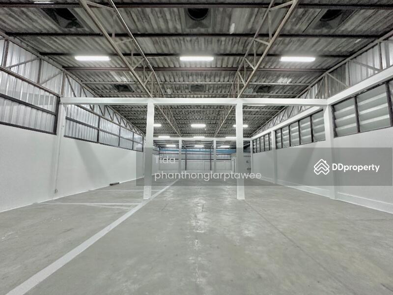 For Rent - Warehouse with office Phatthanakan 38, Bangkok