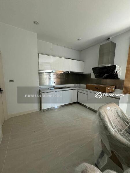 Baan Klang Muang Classe Sukhumvit 77, Bangkok, Soi On Nut 21, Suan Luang, Bangkok, 4 Bedrooms, 259 sqm, Single Detached House For Rent, by Rattapon Sivamok, 11250610 - DDproperty.com