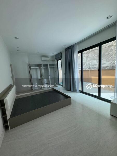 Baan Klang Muang Classe Sukhumvit 77, Bangkok, Soi On Nut 21, Suan Luang, Bangkok, 4 Bedrooms, 259 sqm, Single Detached House For Rent, by Rattapon Sivamok, 11250610 - DDproperty.com