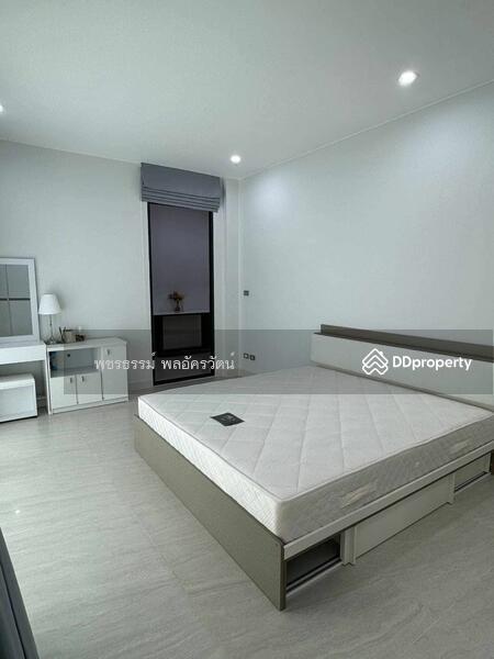 Baan Klang Muang Classe Sukhumvit 77, Bangkok, Soi On Nut 21, Suan Luang, Bangkok, 4 Bedrooms, 259 sqm, Single Detached House For Rent, by Rattapon Sivamok, 11250610 - DDproperty.com