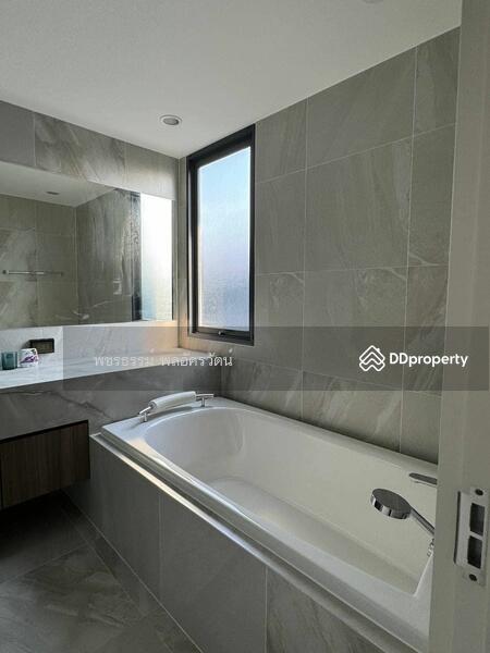 Baan Klang Muang Classe Sukhumvit 77, Bangkok, Soi On Nut 21, Suan Luang, Bangkok, 4 Bedrooms, 259 sqm, Single Detached House For Rent, by Rattapon Sivamok, 11250610 - DDproperty.com