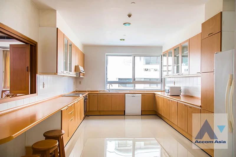 3 Bedrooms Apartment for Rent in Sukhumvit, Bangkok near BTS Phrom Phong at Residences in mind, Bangkok, Khong Tan, Khlong Toei, Bangkok, 3 Bedrooms, 390 sqm, Apartment For Rent, by Accom Asia, 11251121 - DDproperty.com