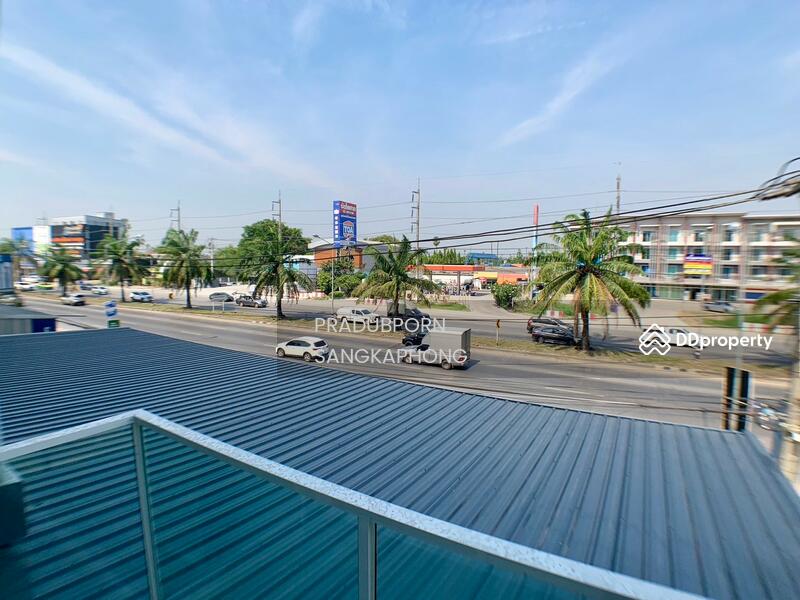 ให้เช่า - อาคารพาณิชย์ 4 ชั้น ครึ่ง 4 คูหา, ปทุมธานี
