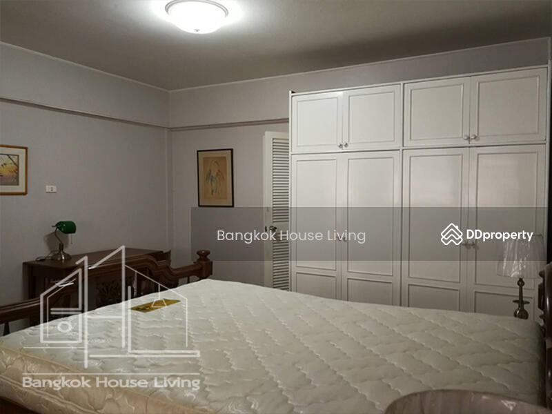 Mukda Mansion, Bangkok, 21 Soi Sukhumvit 43, Khlong Tan Nua, Watthana, Bangkok, 3 Bedrooms, 200 sqm, Apartment For Rent, by Bangkok House Living, 11253753 - DDproperty.com