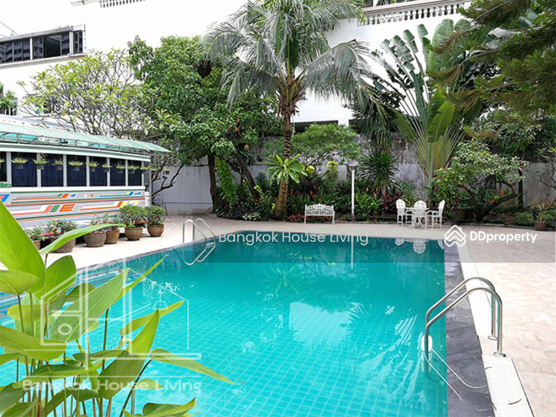 Mukda Mansion, Bangkok, 21 Soi Sukhumvit 43, Khlong Tan Nua, Watthana, Bangkok, 3 Bedrooms, 200 sqm, Apartment For Rent, by Bangkok House Living, 11253753 - DDproperty.com