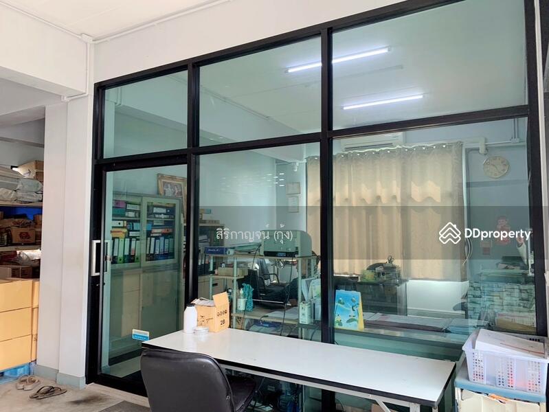 ขาย - โฮมออฟฟิศ 3 ชั้น ทำเลดีเดินทางสะดวก ใกล้ถนนใหญ่ ฉลองกรุง19, กรุงเทพ