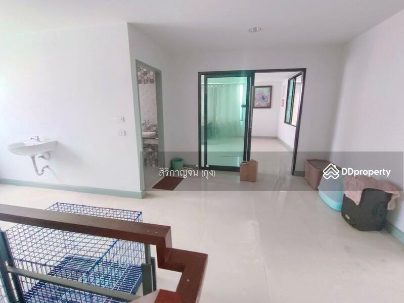 ขาย - โฮมออฟฟิศ 3 ชั้น ทำเลดีเดินทางสะดวก ใกล้ถนนใหญ่ ฉลองกรุง19, กรุงเทพ