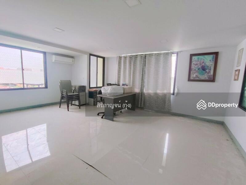 ขาย - โฮมออฟฟิศ 3 ชั้น ทำเลดีเดินทางสะดวก ใกล้ถนนใหญ่ ฉลองกรุง19, กรุงเทพ