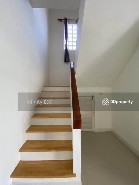 ให้เช่าบ้านเดี่ยว พร้อมเฟอร์นิเจอร์ ใจกลางศรีราชา ยินดีรับสัตว์เลี้ยงตัวเล็ก หมู่บ้านดีญ่า วัลเล่ย์, Chon Buri (Pattaya), Surasak, Si Racha, Chon Buri (Pattaya), 3 Bedrooms, 159 sqm, Condo For Rent, by Infinity EEC (Thailand) Co., Ltd., 11254887 - DDproperty.com