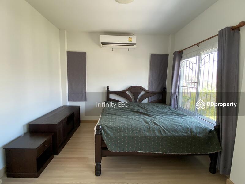 ให้เช่าบ้านเดี่ยว พร้อมเฟอร์นิเจอร์ ใจกลางศรีราชา ยินดีรับสัตว์เลี้ยงตัวเล็ก หมู่บ้านดีญ่า วัลเล่ย์, Chon Buri (Pattaya), Surasak, Si Racha, Chon Buri (Pattaya), 3 Bedrooms, 159 sqm, Condo For Rent, by Infinity EEC (Thailand) Co., Ltd., 11254887 - DDproperty.com
