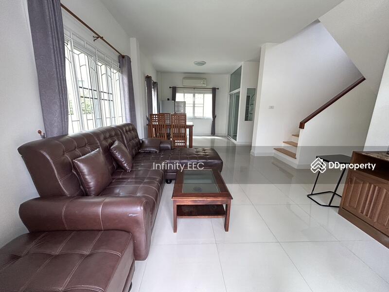 ให้เช่าบ้านเดี่ยว พร้อมเฟอร์นิเจอร์ ใจกลางศรีราชา ยินดีรับสัตว์เลี้ยงตัวเล็ก หมู่บ้านดีญ่า วัลเล่ย์, Chon Buri (Pattaya), Surasak, Si Racha, Chon Buri (Pattaya), 3 Bedrooms, 159 sqm, Condo For Rent, by Infinity EEC (Thailand) Co., Ltd., 11254887 - DDproperty.com