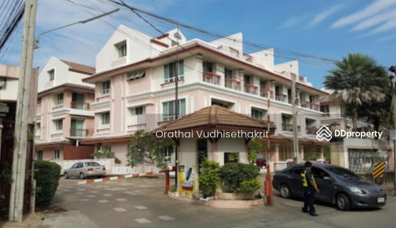 Front of ICT Townhome