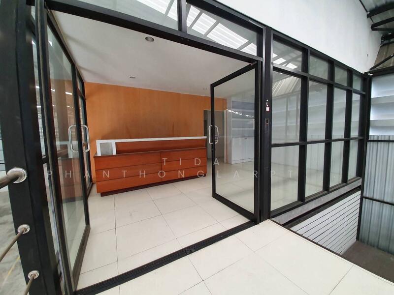 For Rent - Warehouse with office Ramintra, Bangkok