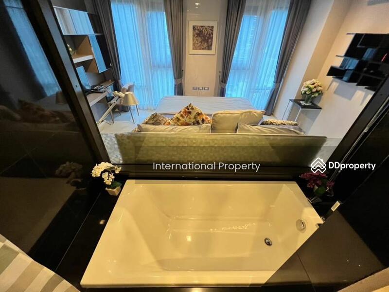 Rhythm Sukhumvit 36-38, Bangkok, 55 Soi Sukhumvit 36, Sukhumvit Road, Phra Kanong, Khlong Toei, Bangkok, 2 Bedrooms, 50 sqm, Condo For Rent, by Next Step Property, 11257531 - DDproperty.com