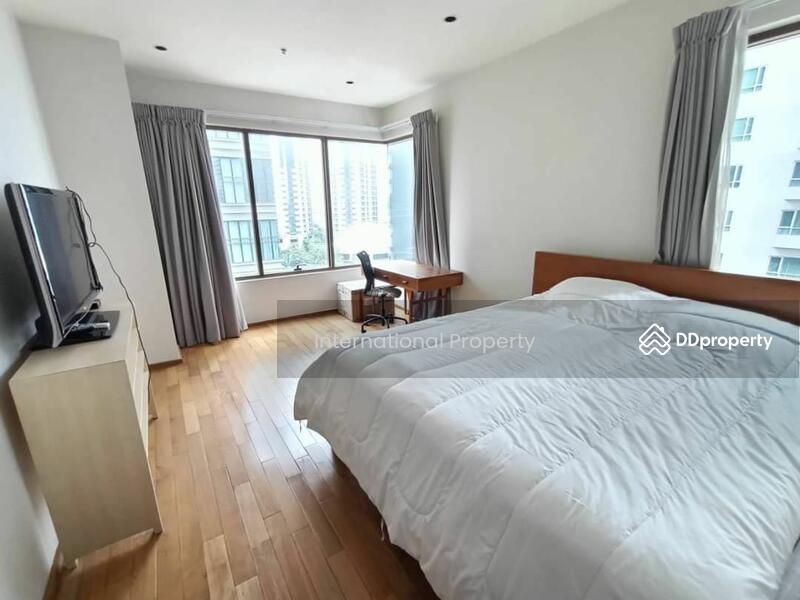 The Emporio Place, Bangkok, 93 Soi Sukhumvit 24, Sukhumvit Road, Khong Tan, Khlong Toei, Bangkok, 2 Bedrooms, 105 sqm, Condo For Rent, by Next Step Property, 11257692 - DDproperty.com