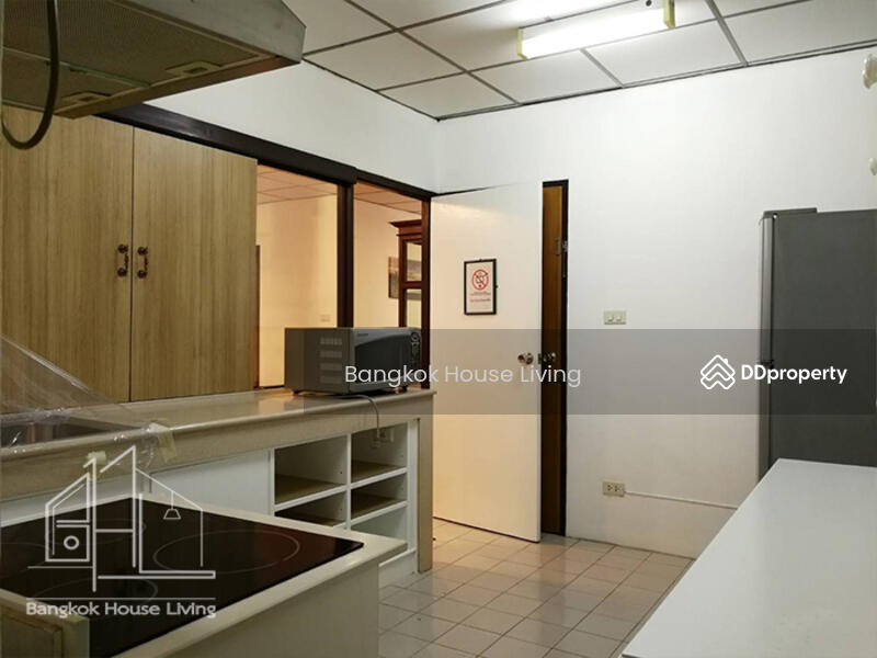 For Rent - Aramvej Apartment, Bangkok