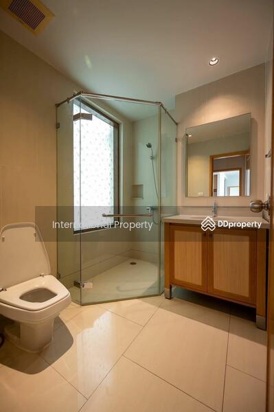 The Emporio Place, Bangkok, 93 Soi Sukhumvit 24, Sukhumvit Road, Khong Tan, Khlong Toei, Bangkok, 2 Bedrooms, 105 sqm, Condo For Rent, by Next Step Property, 11257960 - DDproperty.com