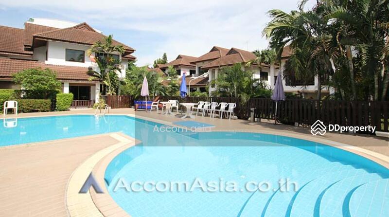 4 Bedrooms House for Rent in Sukhumvit, Bangkok near BTS Phrom Phong at Kid Friendly House Compound, Bangkok, Khong Tan, Khlong Toei, Bangkok, 4 Bedrooms, 280 sqm, Single Detached House For Rent, by Accom Asia, 11257979 - DDproperty.com