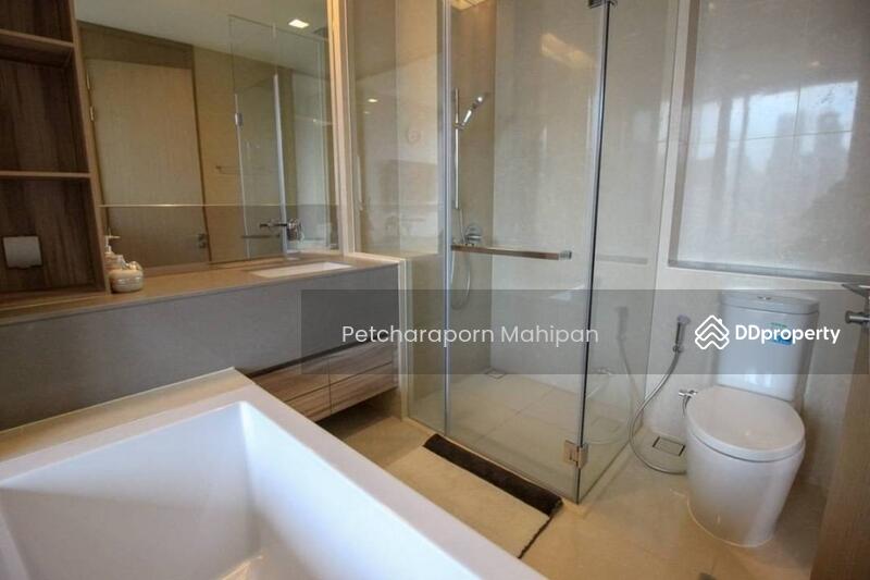 The Esse Asoke, Bangkok, 333 Soi Sukhumvit 21, Sukhumvit Road, Khlongtoei Nua, Watthana, Bangkok, 1 Bedroom, 48 sqm, Condo For Rent, by Petcharaporn Mahipan, 11261037 - DDproperty.com