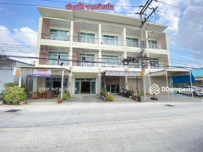 ขาย - ขายอาคารพาณิชย์ 3 ชั้น ทำเลดีอยู่ในแหล่งชุมชน เหมาะค้าขายหรืออยู่อาศัย บ้านฉาง ระยอง, ระยอง