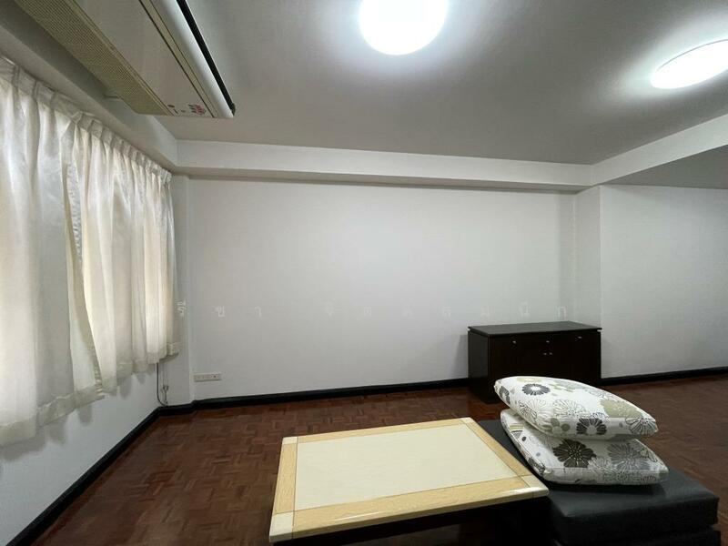 Low-rise Apartment 2 bedrooms (Pet Friendly) around BTS Phrom Phong, Bangkok, Sukhumvit 24, Khlong Toei, Khlong Toei, Bangkok, 2 Bedrooms, 120 sqm, Apartment For Rent, by ปรีชา จิตต์สมนึก, 11261419 - DDproperty.com