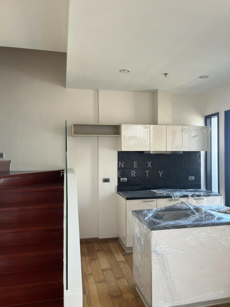 ขาย - Fuse Sathorn-Taksin : ฟิวส์ สาทร-ตากสิน, กรุงเทพ