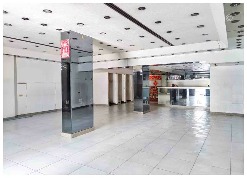 Commercial building on Chang Phueak Road, CBD area, very good location, suitable for business, Chiang Mai, ถนนช้างเผือก, Sri Phum, Muang Chiang Mai, Chiang Mai, , 800 sqm, Shophouse For Sale, by ฌัชษชี ฌัชปภาส์มณ, 11263395 - DDproperty.com