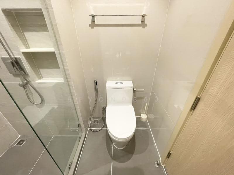 Maru Ekkamai 2, Bangkok, 70-5 Sukhumvit 63 Road, Phra Kanong Nua, Watthana, Bangkok, Studio, 30 sqm, Condo For Rent, by Beyond360, 11264131 - DDproperty.com