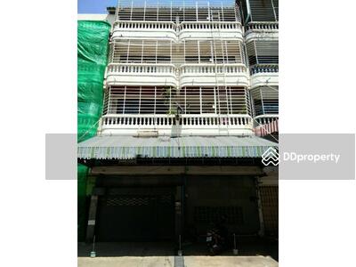 ขาย - ขาย/ให้เช่าอาคารพาณิชย์ 31 ตร.ว. 3 ชั้น 4 ห้องนอน 5 ห้องน้ำ ประชาอุทิศ 27 แยก 8, กรุงเทพ