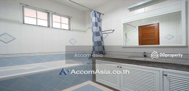 4 Bedrooms House for Rent in Sukhumvit, Bangkok near BTS Ekkamai at House in Compound (40119), กรุงเทพ, คลองตันเหนือ, วัฒนา, กรุงเทพ, 250 ตร.ม., บ้านเดี่ยว ให้เช่า, โดย Accom Asia, 11265153 - DDproperty.com