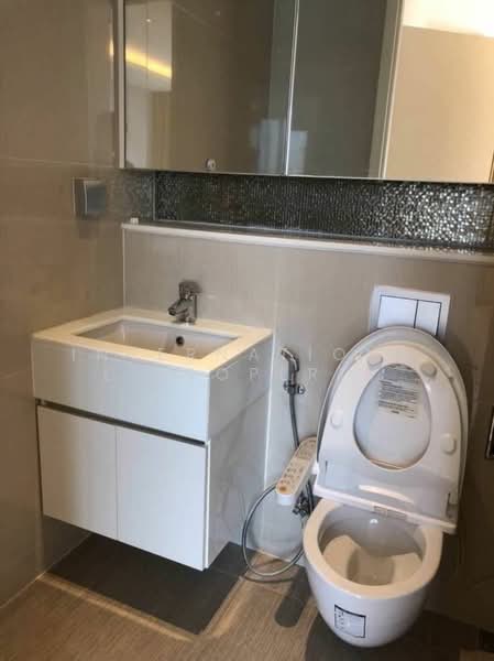 The Esse Sukhumvit 36, Bangkok, Soi Sukhumvit 36, Sukhumvit Road, Phra Kanong, Khlong Toei, Bangkok, 1 Bedroom, 43 sqm, Condo For Sale, by Nextstep Property, 11266152 - DDproperty.com