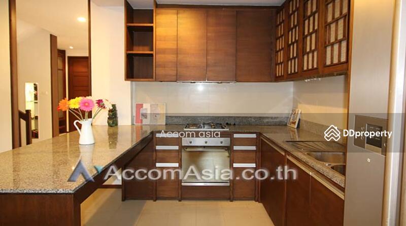 For Rent - 5 Bedrooms House for Rent in Sukhumvit, Bangkok near BTS Thong Lo at Perfect For Family (1816644), Bangkok