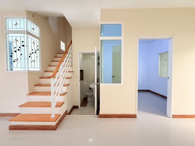 Golden Town Onnut-Ladkrabang, Bangkok, Soi Prachathorn, Lat Krabang, Lat Krabang, Bangkok, 3 Bedrooms, 117 sqm, Townhouse For Sale, by ณัฐวิชย์ จุลพันธ์, 11270999 - DDproperty.com