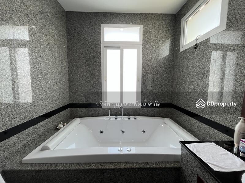 Luxurious 10-Bedroom House for Sale on Pratumnak hill, Pattaya, Chon Buri (Pattaya), : เขาพระตำหนัก ซอย 5, Nong Pru, Bang Lamung (Pattaya), Chon Buri (Pattaya), 10+ Bedrooms, 1,712 sqm, Single Detached House For Sale, by สิชา บุญธนาภิพัฒน์, 11271901 - DDproperty.com