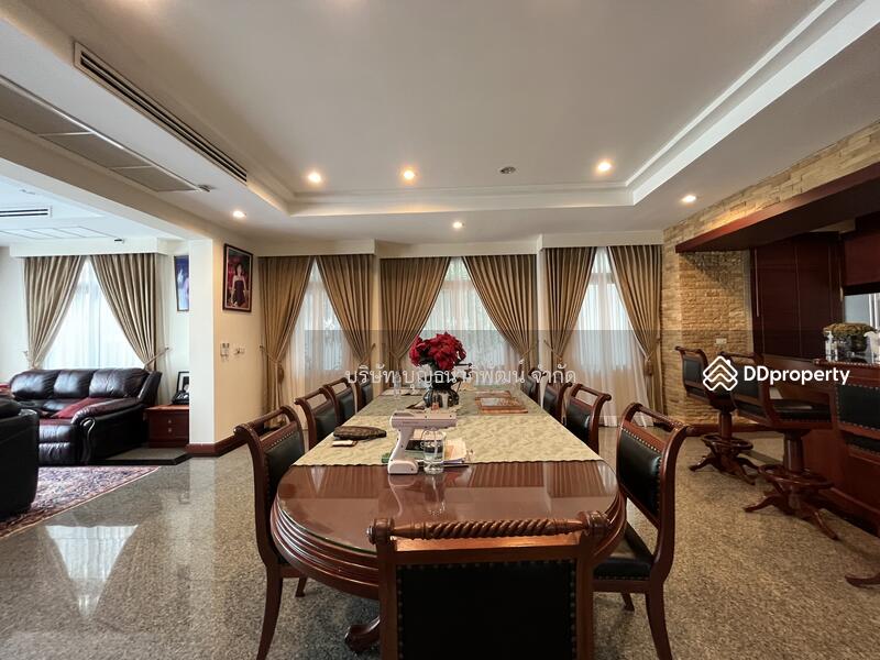 Luxurious 10-Bedroom House for Sale on Pratumnak hill, Pattaya, Chon Buri (Pattaya), : เขาพระตำหนัก ซอย 5, Nong Pru, Bang Lamung (Pattaya), Chon Buri (Pattaya), 10+ Bedrooms, 1,712 sqm, Single Detached House For Sale, by สิชา บุญธนาภิพัฒน์, 11271901 - DDproperty.com