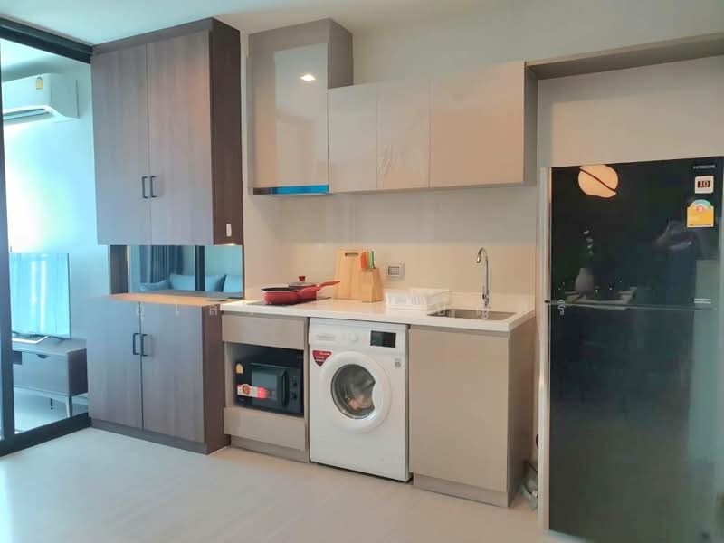 Life Sukhumvit 62, Bangkok, Soi Sukhumvit 62, Bang Chak, Phra Khanong, Bangkok, 2 Bedrooms, 39 sqm, Condo For Rent, by Ulaiwan Boonsiri, 11273097 - DDproperty.com