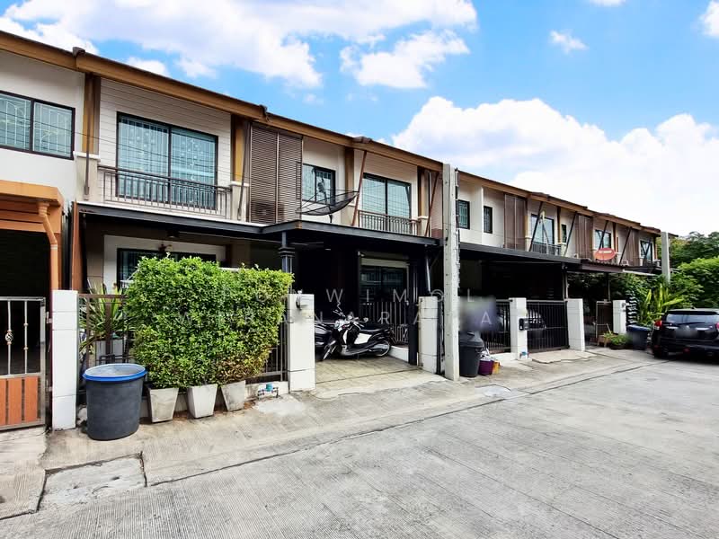 Pruksa Ville 57 Pattanakarn, Bangkok, Soi Pattanakarn 38, Suan Luang, Suan Luang, Bangkok, 3 Bedrooms, 105 sqm, Townhouse For Sale, by Ponwimol Wipanarapai, 11273569 - DDproperty.com