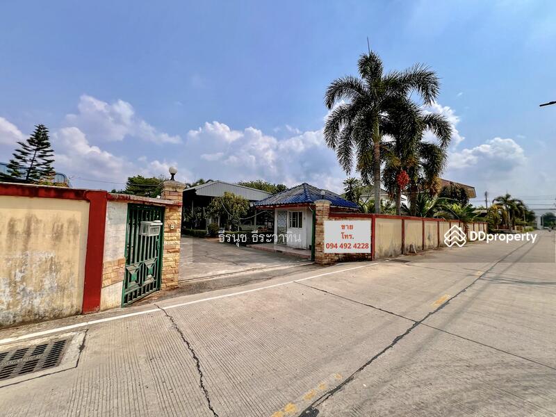 For Sale - Land and Warehouse in Panasnikom Chonburi, Chon Buri
