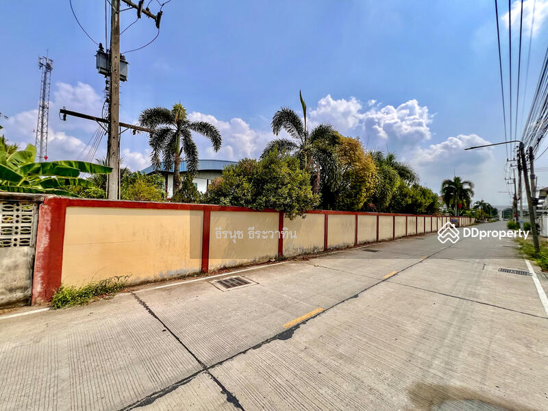 For Sale - Land and Warehouse in Panasnikom Chonburi, Chon Buri