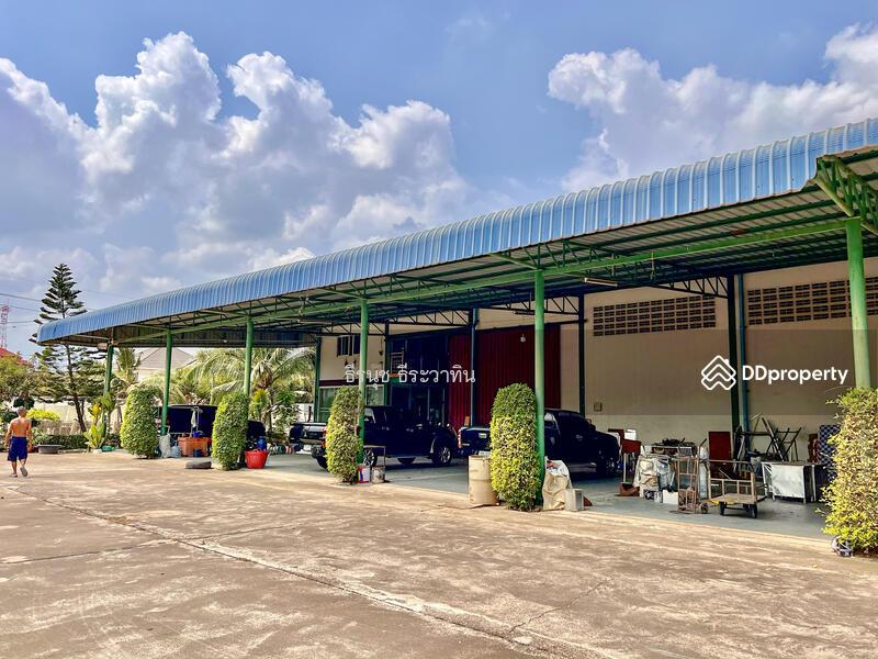 For Sale - Land and Warehouse in Panasnikom Chonburi, Chon Buri
